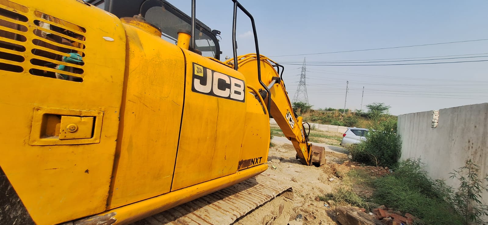 JCB JS130 Excavator (2022) photo 2